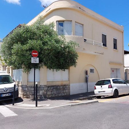 A 10Mn Des Arenes F2 Au Calme Avec Garage Gratuit Lejlighed Nîmes Eksteriør billede